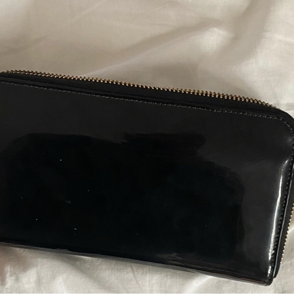 Tory Burch wallet ๐ณ - Picture 2 of 4